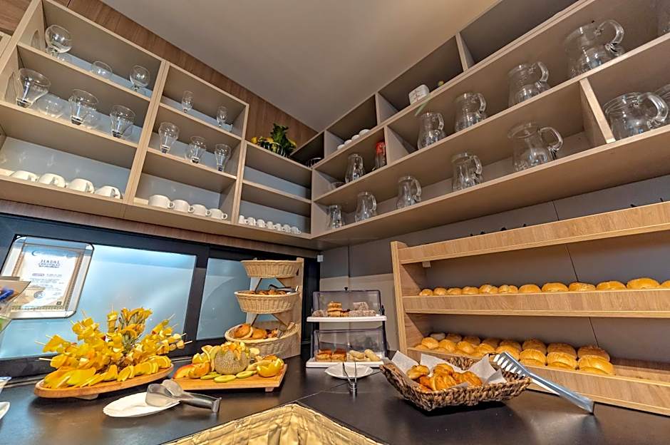 Hotel Koncept Residence