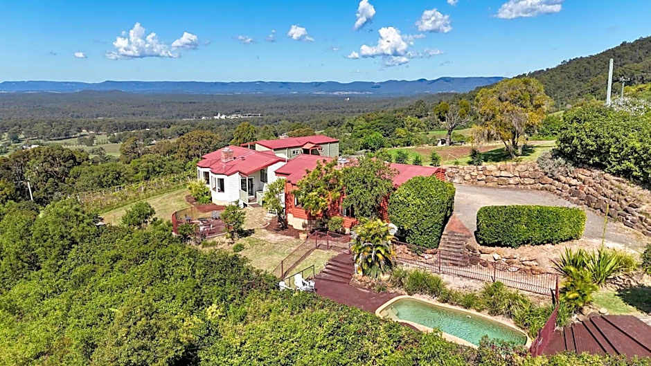 Photo 1 of 12 of Bimbadeen Estate Villa 1