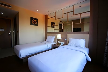 Twin Room with Pool View