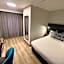 THE Pretoria Hotel