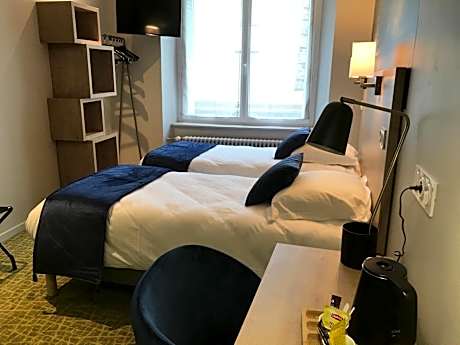 Cozy Triple Room