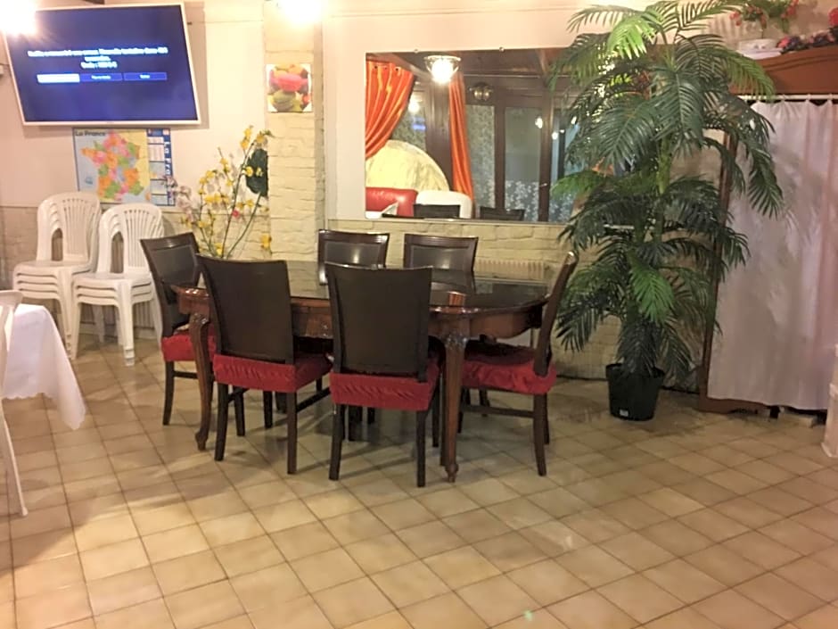 Hotel Paris Star