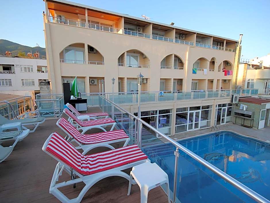 Ucem Hotel Golden Sea