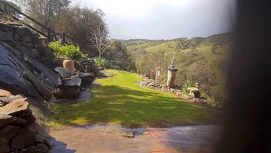 HighRoost Bed & Breakfast accomodation - rural escape