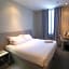 Acropolis Hotel Paris Boulogne