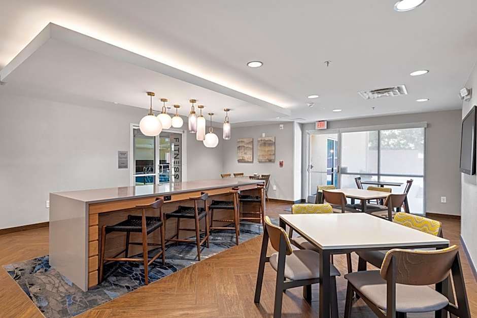 Fairfield Inn & Suites by Marriott Hickory