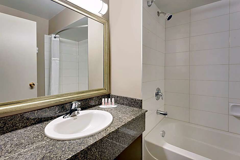 Ramada by Wyndham Kamloops