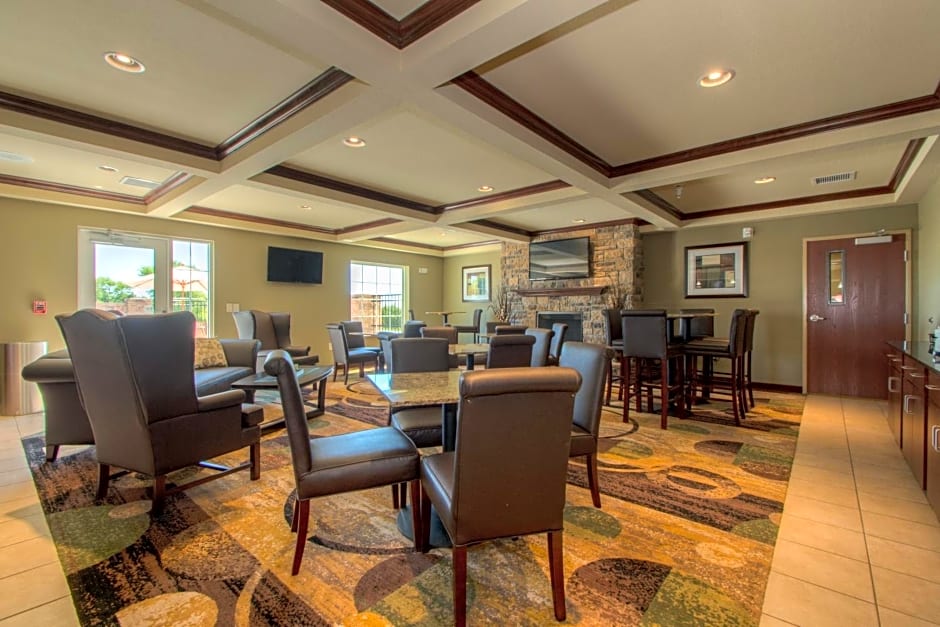 Cobblestone Inn & Suites - St Marys