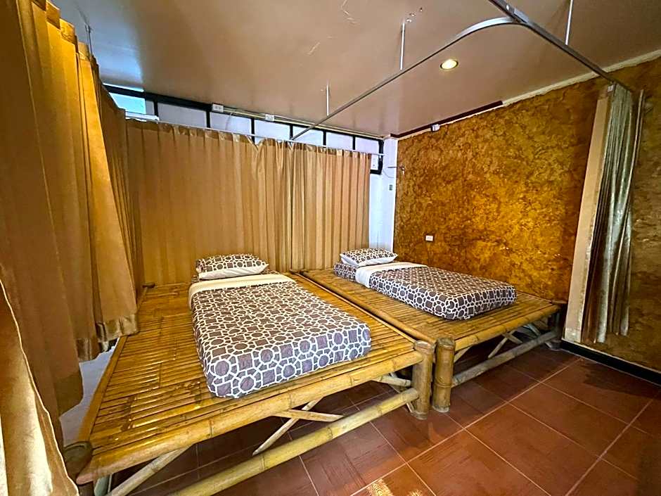 Passion Nai Harn Guesthouse