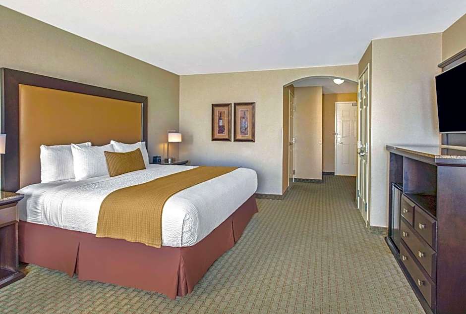 La Quinta Inn & Suites by Wyndham Paso Robles