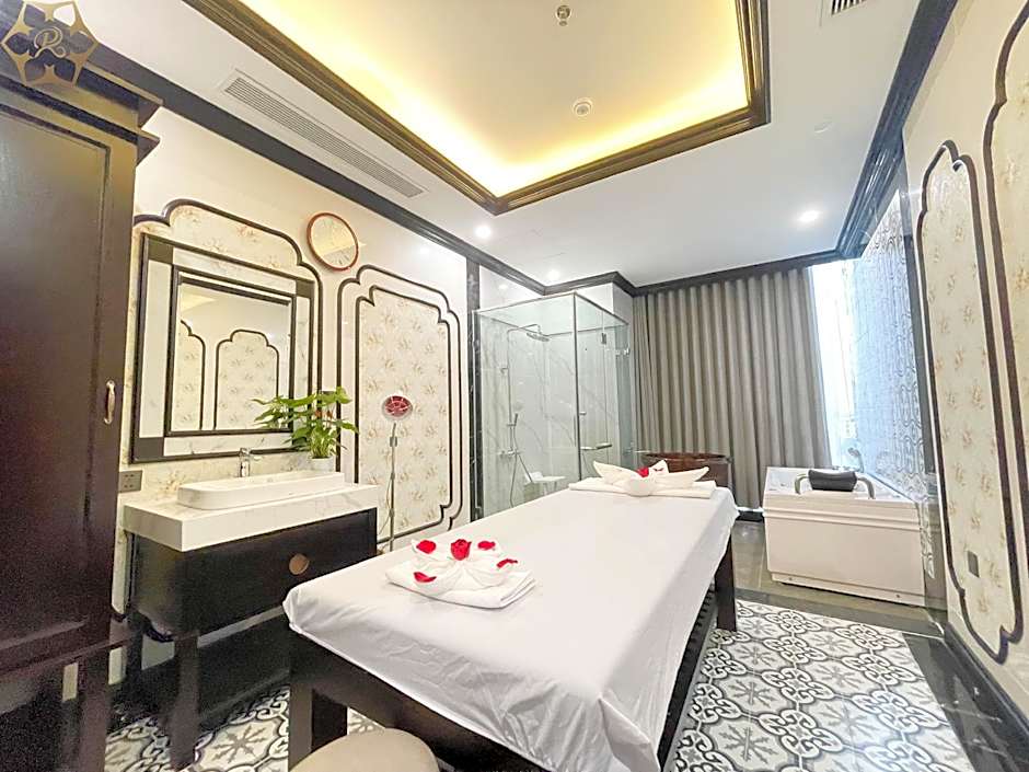 Cua Dong Luxury Hotel