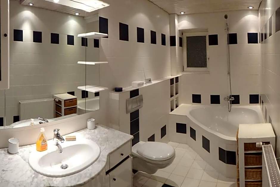 2 BR beautyful vacation home / Ferienhaus Brunsberg