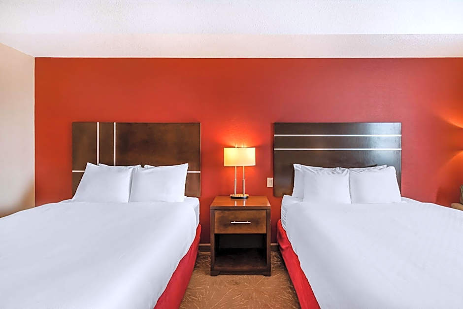 Best Western Plus Kindersley Hotel