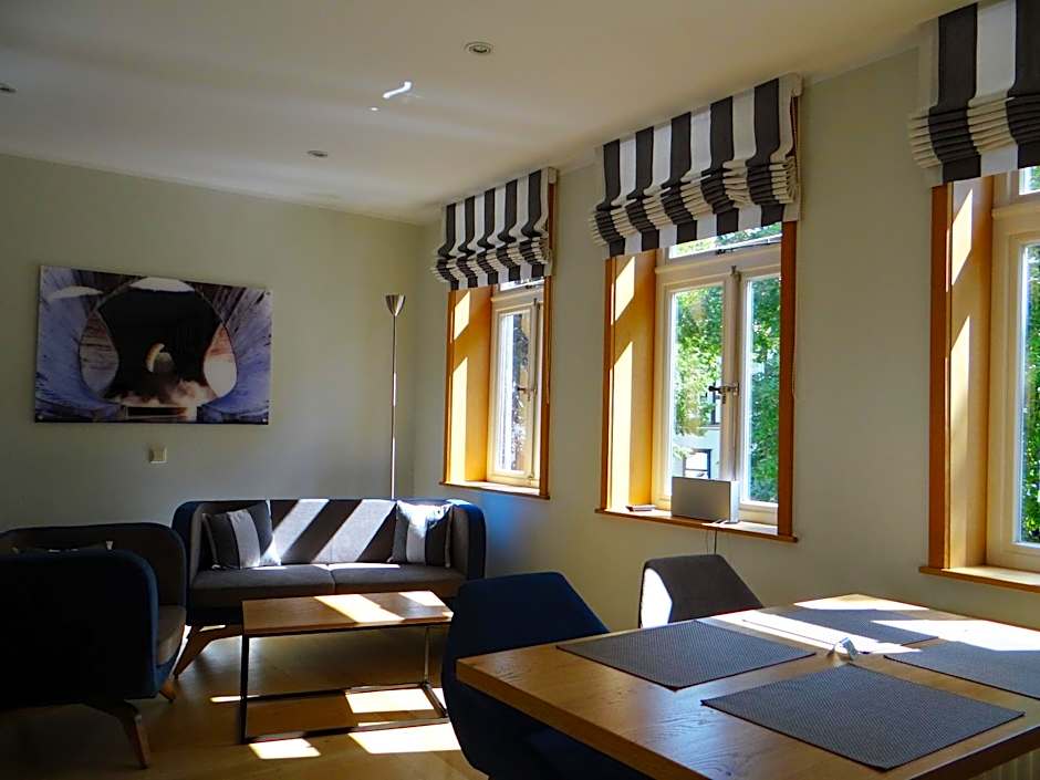 Höger's Hotel & Restaurant