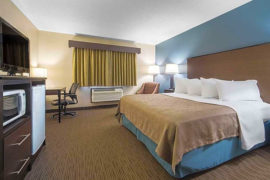 AmericInn by Wyndham Mounds View Minneapolis