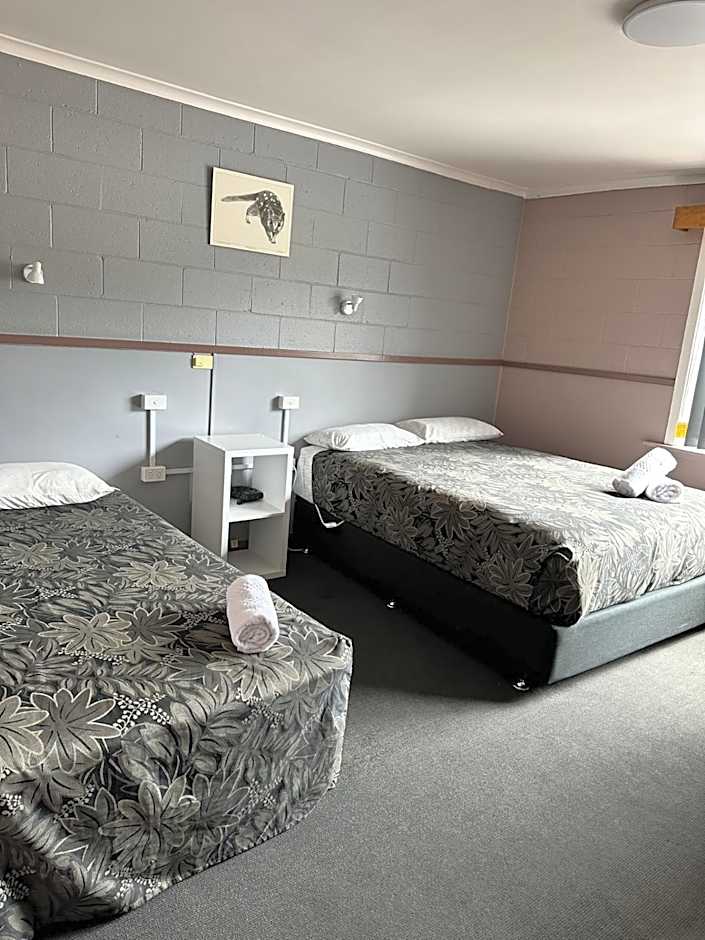 Photo 1 of 1 of 1 Double Bed or 2 Twin Beds