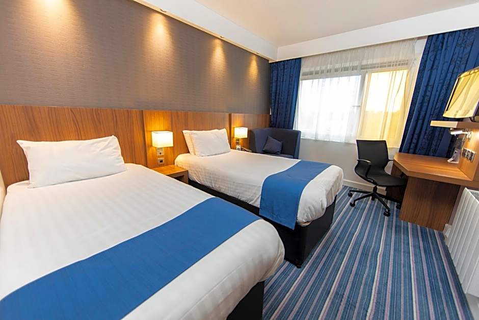 Holiday Inn Express Chester Racecourse By IHG