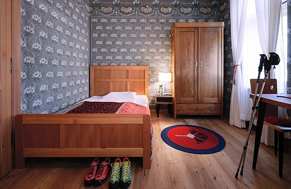 Design Rooms Pr' Gavedarjo