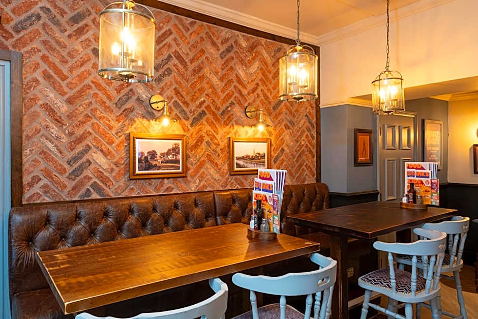 Charnwood Arms By Greene King Inns