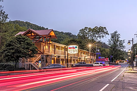 Rivers Edge Motel