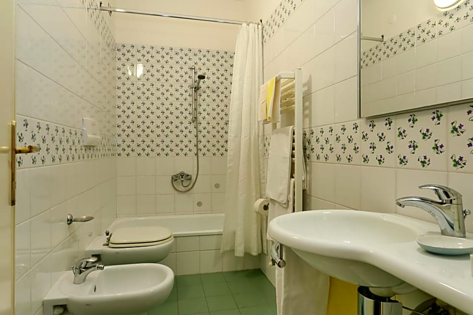 Hotel Lupori