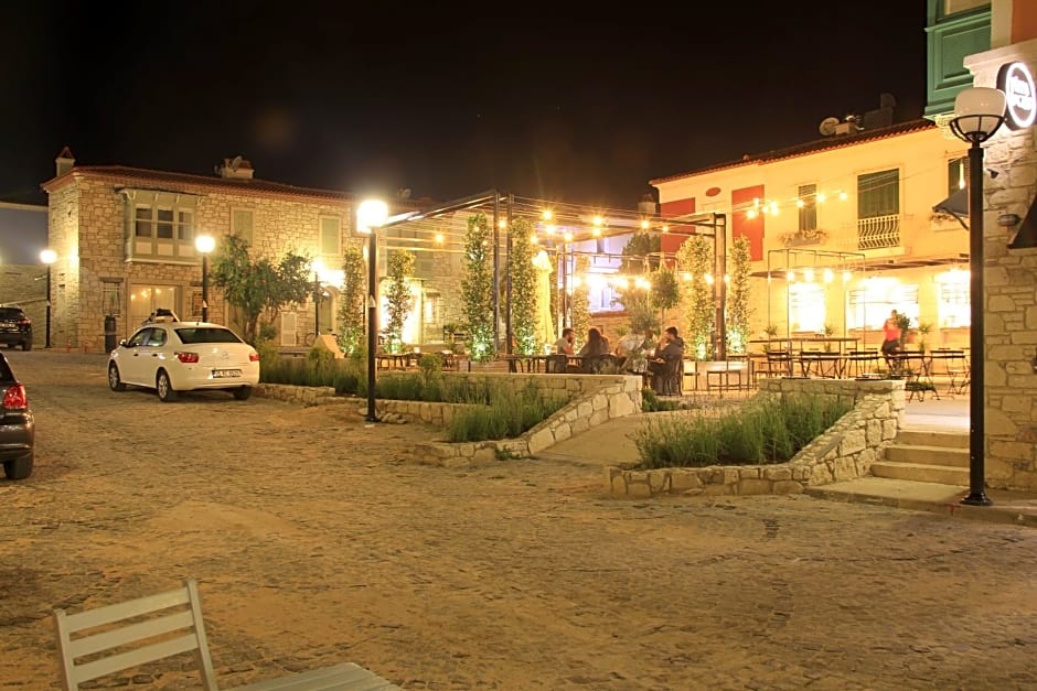 Alacati Lucky Angel Hotel