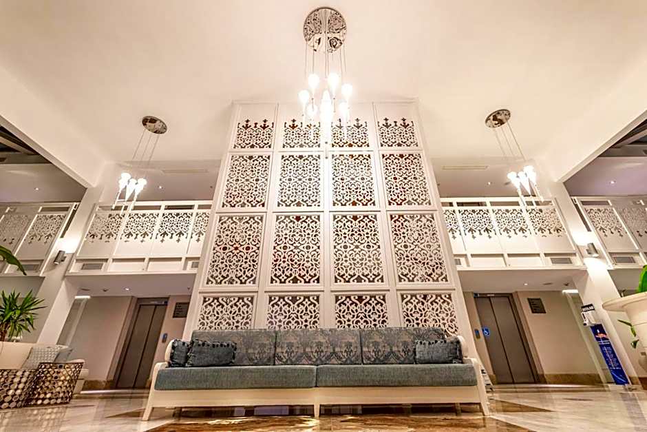 Antmare Hotel