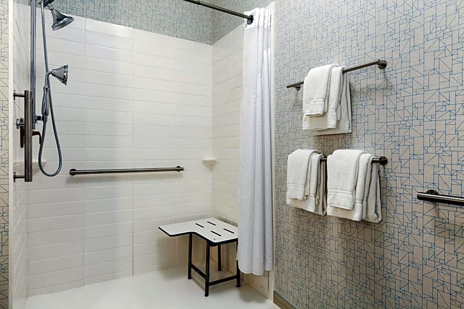 Holiday Inn Express & Suites Edinburg- Mcallen Area, an IHG Hotel