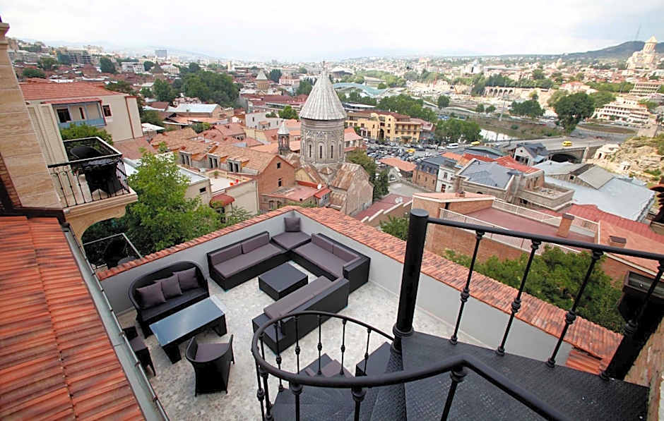 Citadel Narikala Hotel