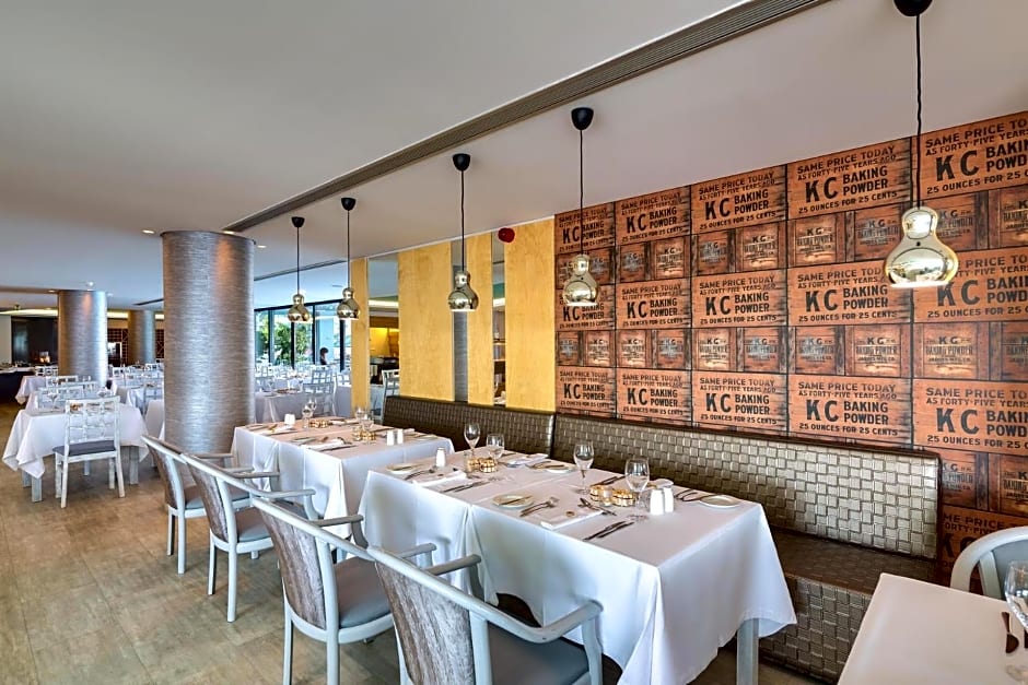  The Views Monumental Lido