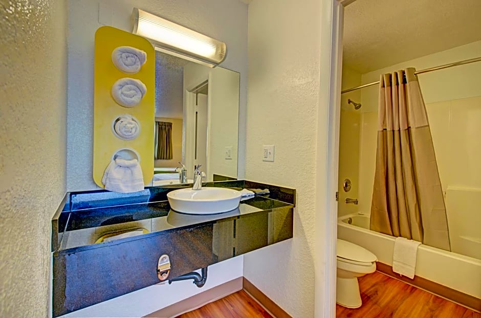 Motel 6-Cocoa Beach, FL