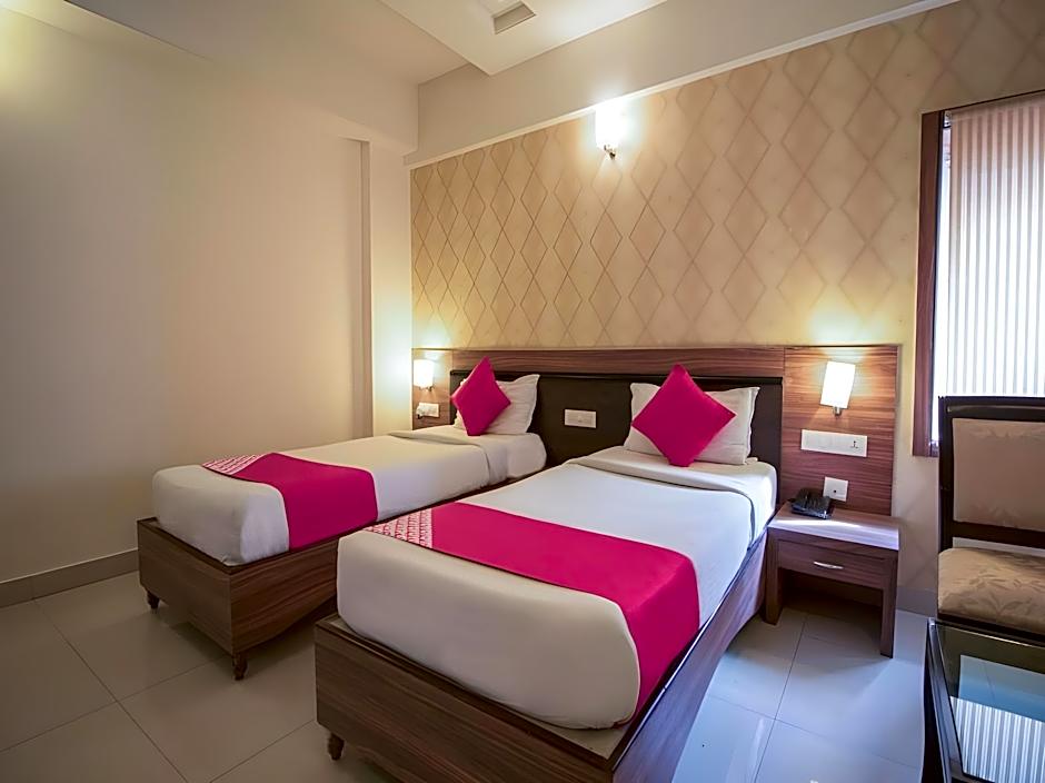 Super Townhouse Oak Madhapur Nera Regency