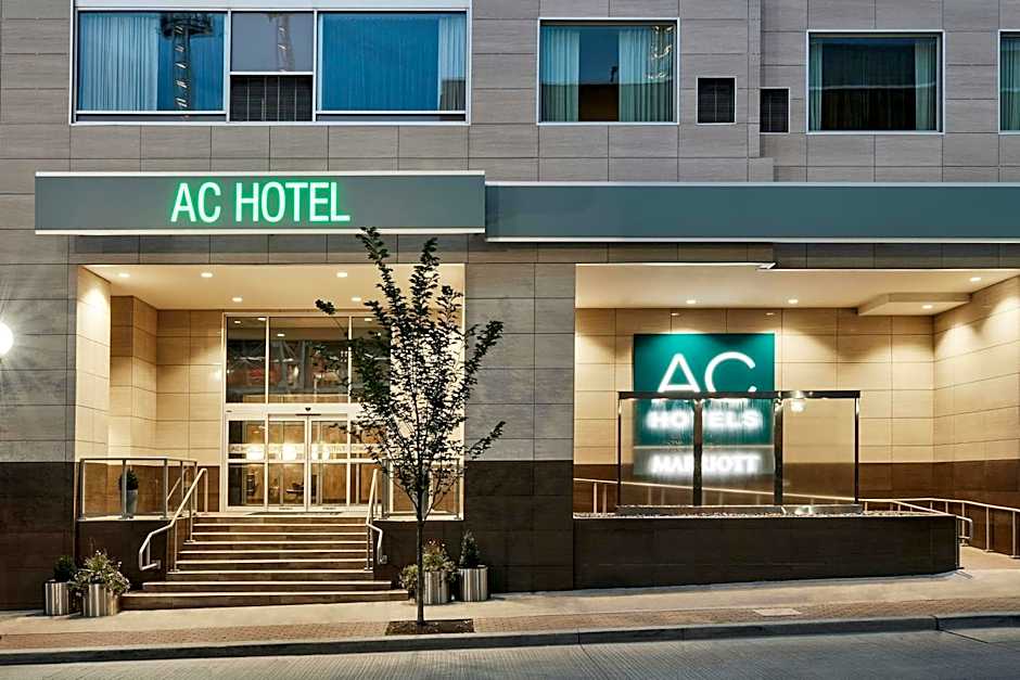 AC Hotel by Marriott Cincinnati at The Banks
