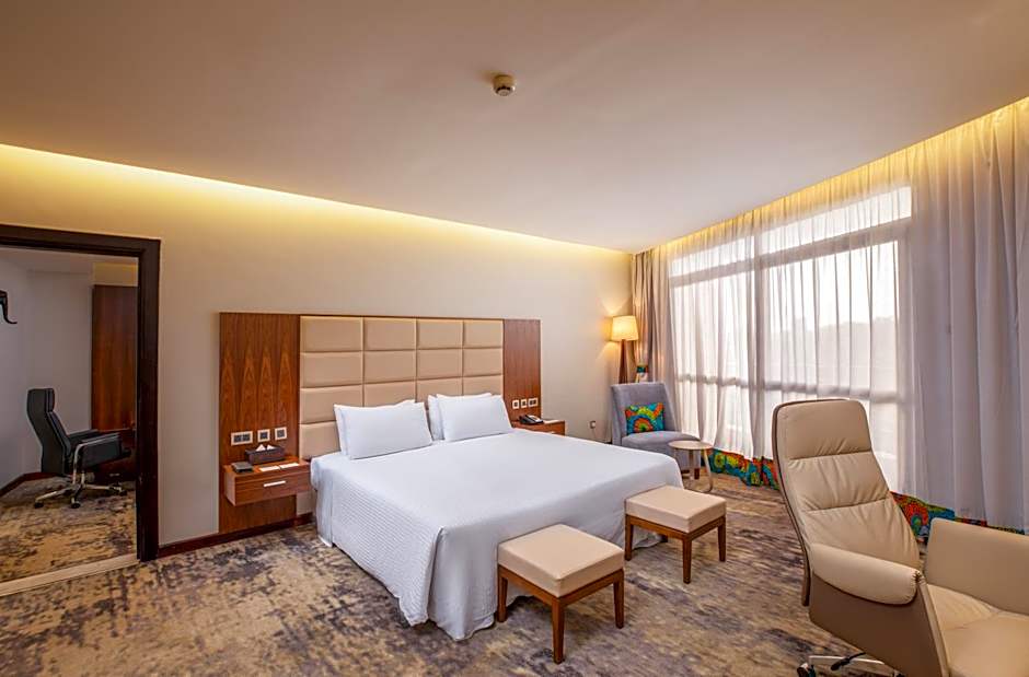 Golden Tulip Canaan Kampala