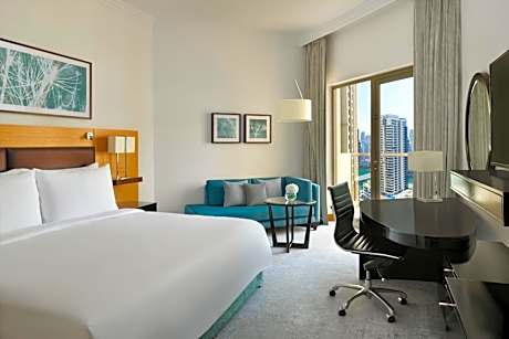 EXECUTIVE, KING BED, BALCONY