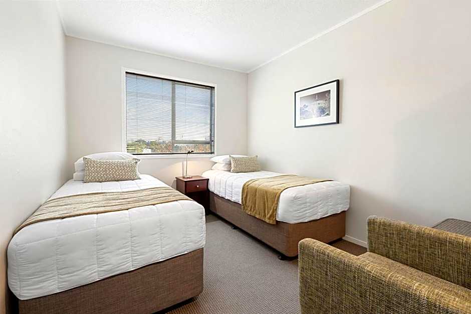 The Parnell Hotel & Conference Centre