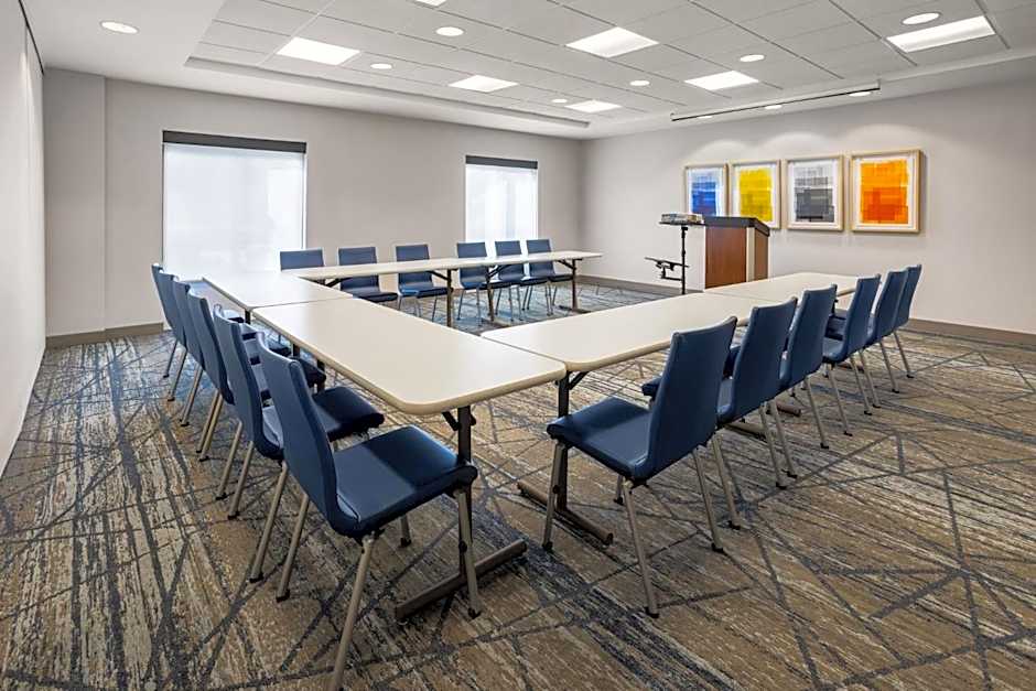 Holiday Inn Express and Suites Newberry By IHG
