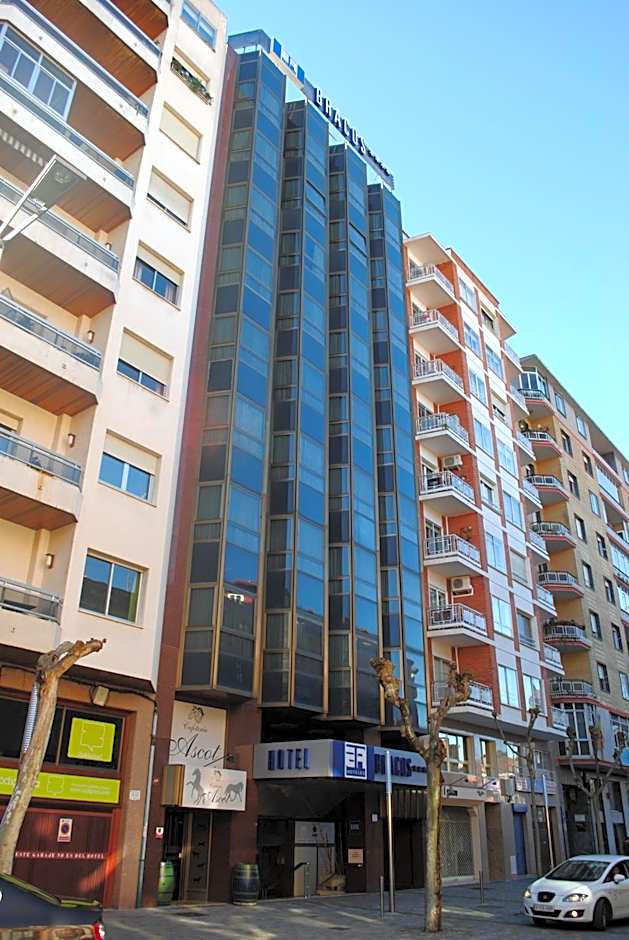 Hotel los Bracos by Silken