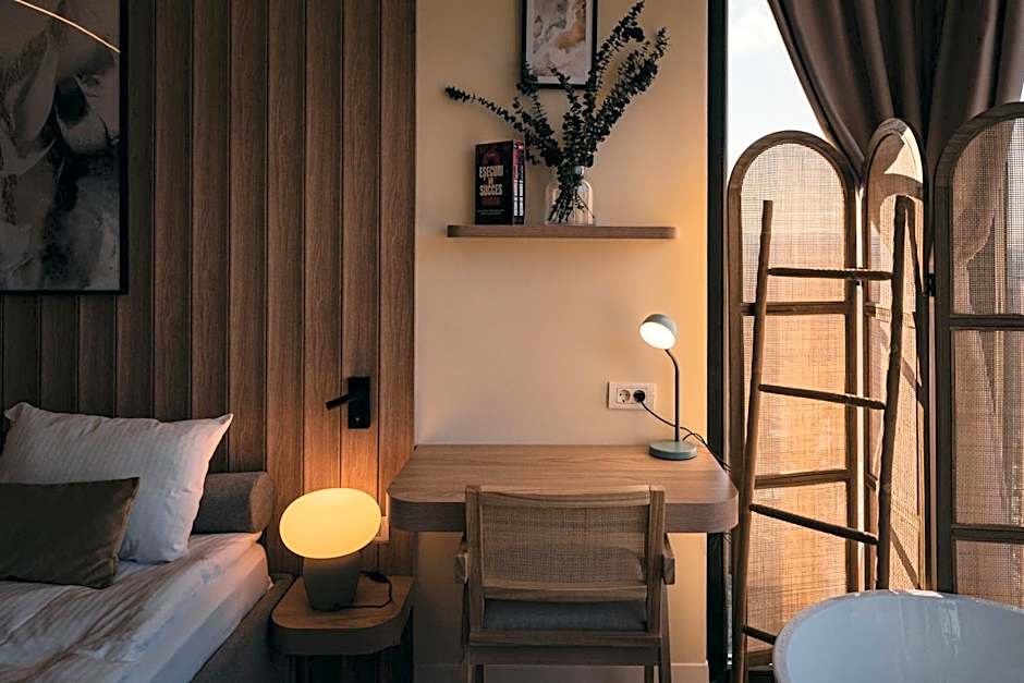 Moon Valley Comarnic