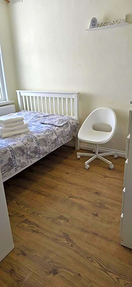 Private Rooms near Hither green Station