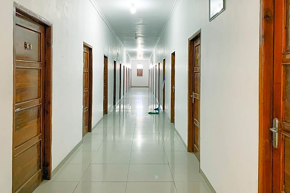 Penginapan Losmen Ayu Pamanukan RedPartner