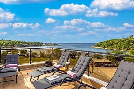 Villa Palma - seaside luxury villa for 6 person!