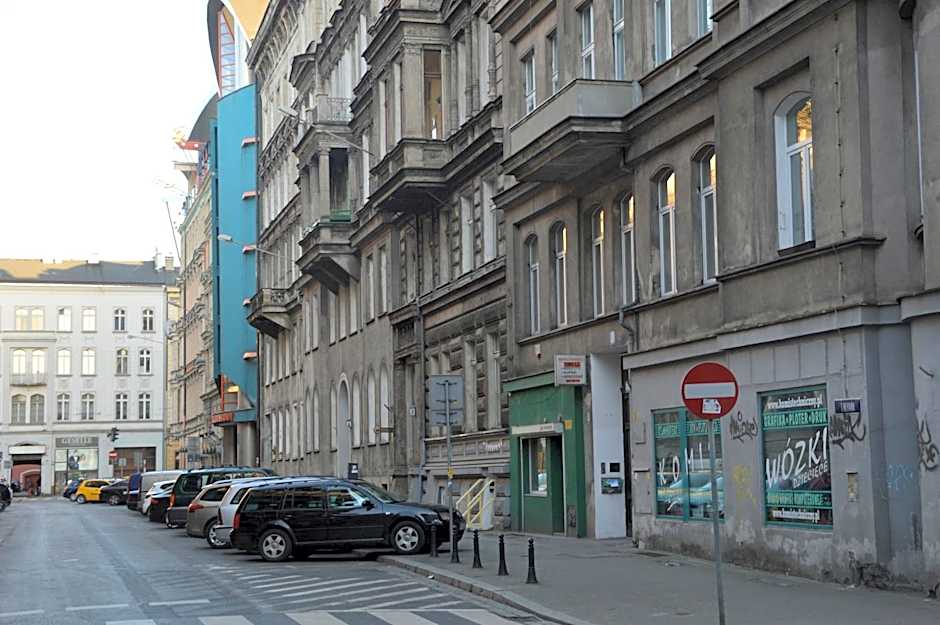 Ada Aparthouse – Wroclaw, MA