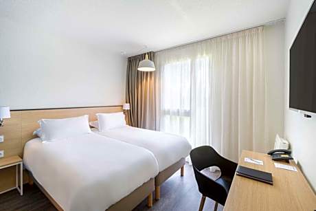 Comfort Twin Room - Non-Smoking