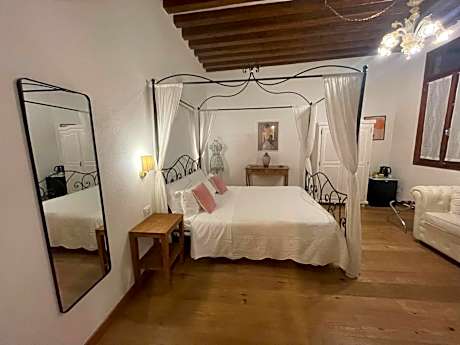 Residenza Corte Antica B&B