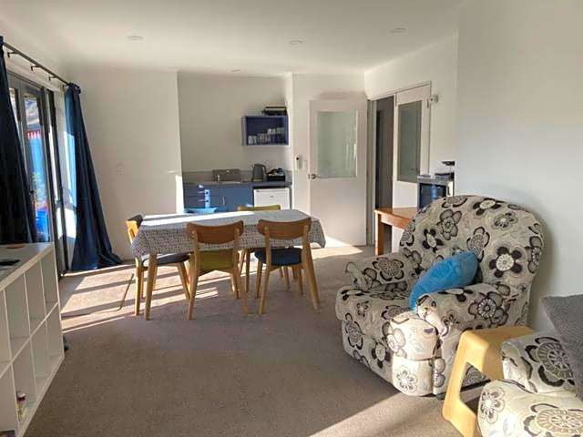 Colonial Manor Motel