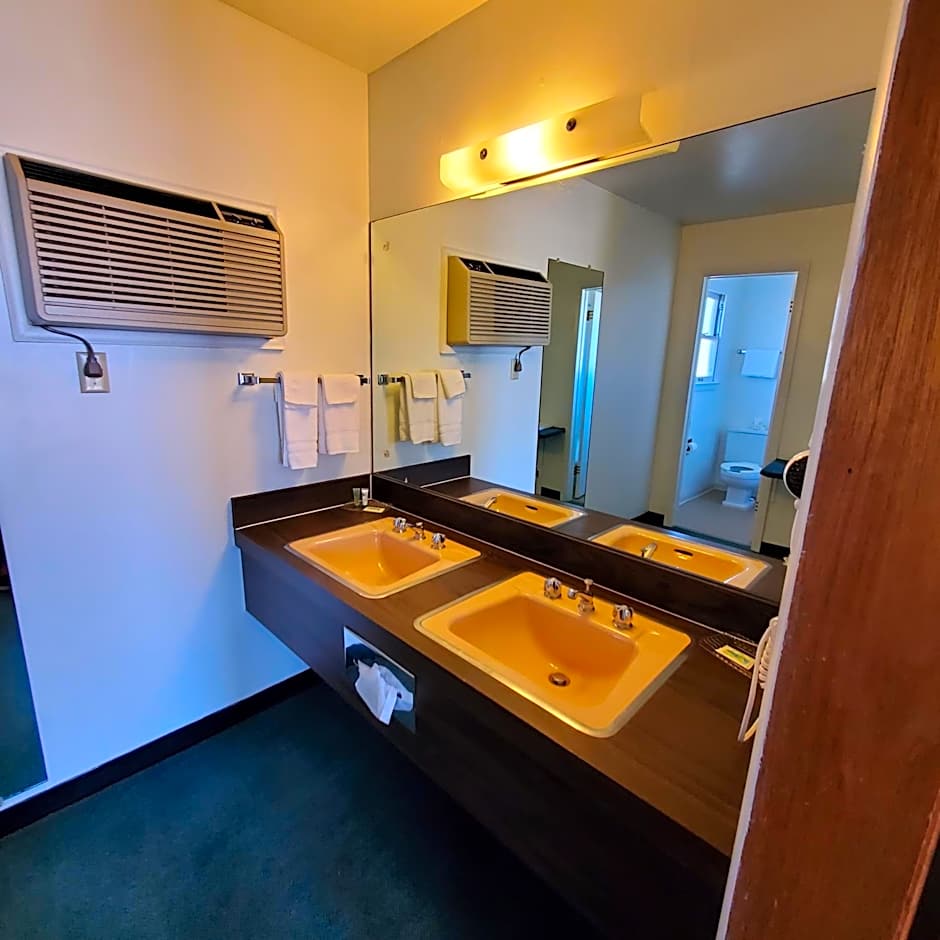 Robin Hood Motel