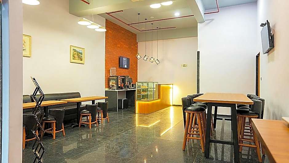 Hotel Downtown Orbit