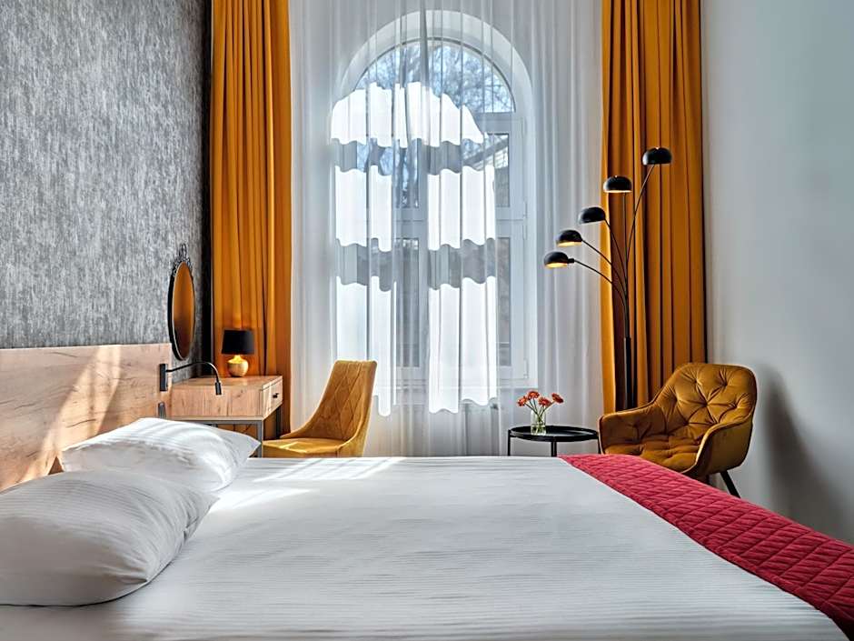 1891 Garni Hotel