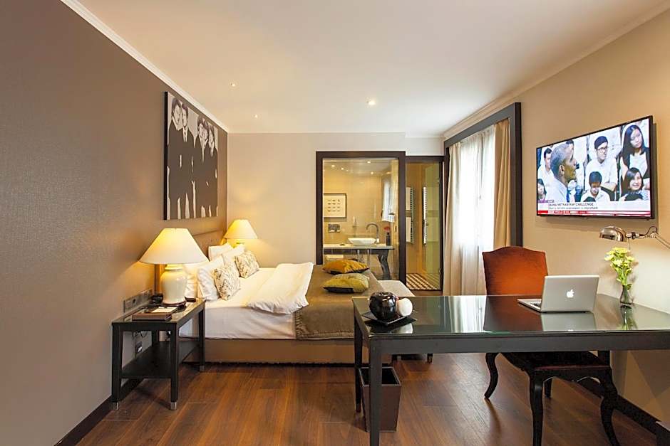 Quentin Boutique Hotel